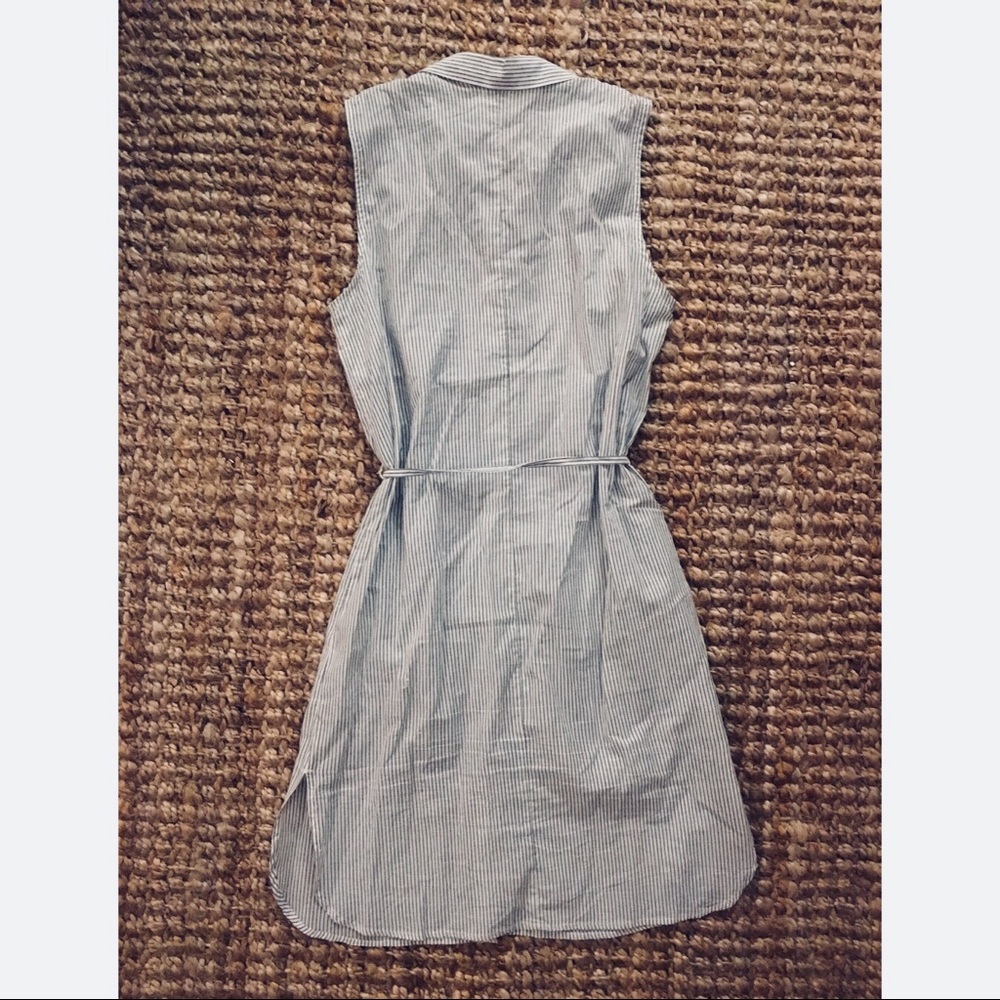 ❌ SOLD ❌ H&M | striped sleeveless shirt dress - Picture 2 of 7